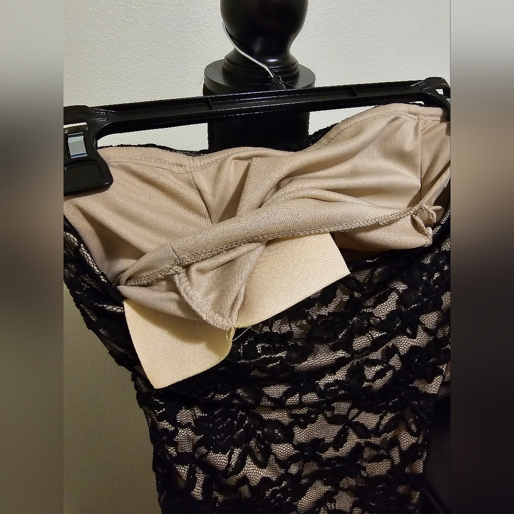 Dress - Picture 8 of 8
